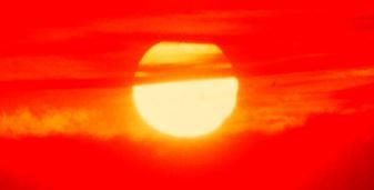 Sun bright orange and red